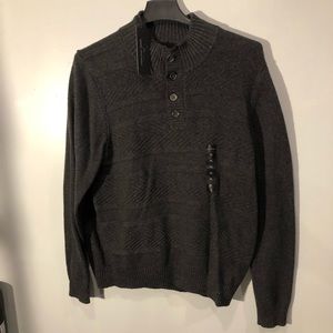 Marc Anthony v neck button up